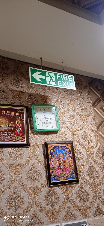 Hotel Ravi Residency Dzsálandhár Kültér fotó