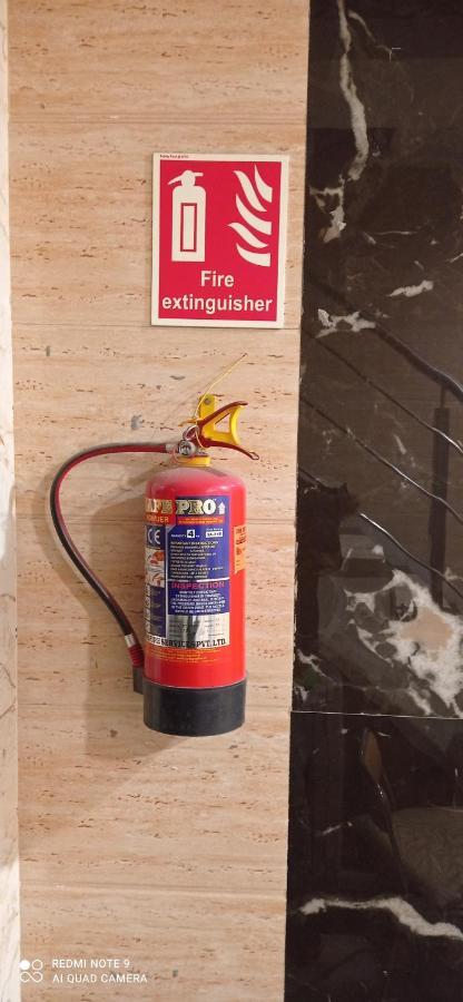 Hotel Ravi Residency Dzsálandhár Kültér fotó