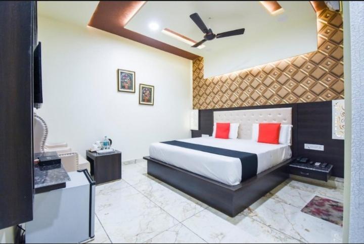 Hotel Ravi Residency Dzsálandhár Kültér fotó