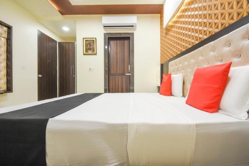 Hotel Ravi Residency Dzsálandhár Kültér fotó